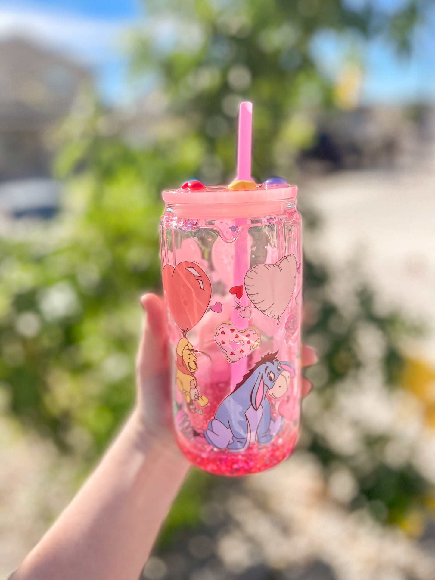 V-Day Pooh snow globe tumbler - glass