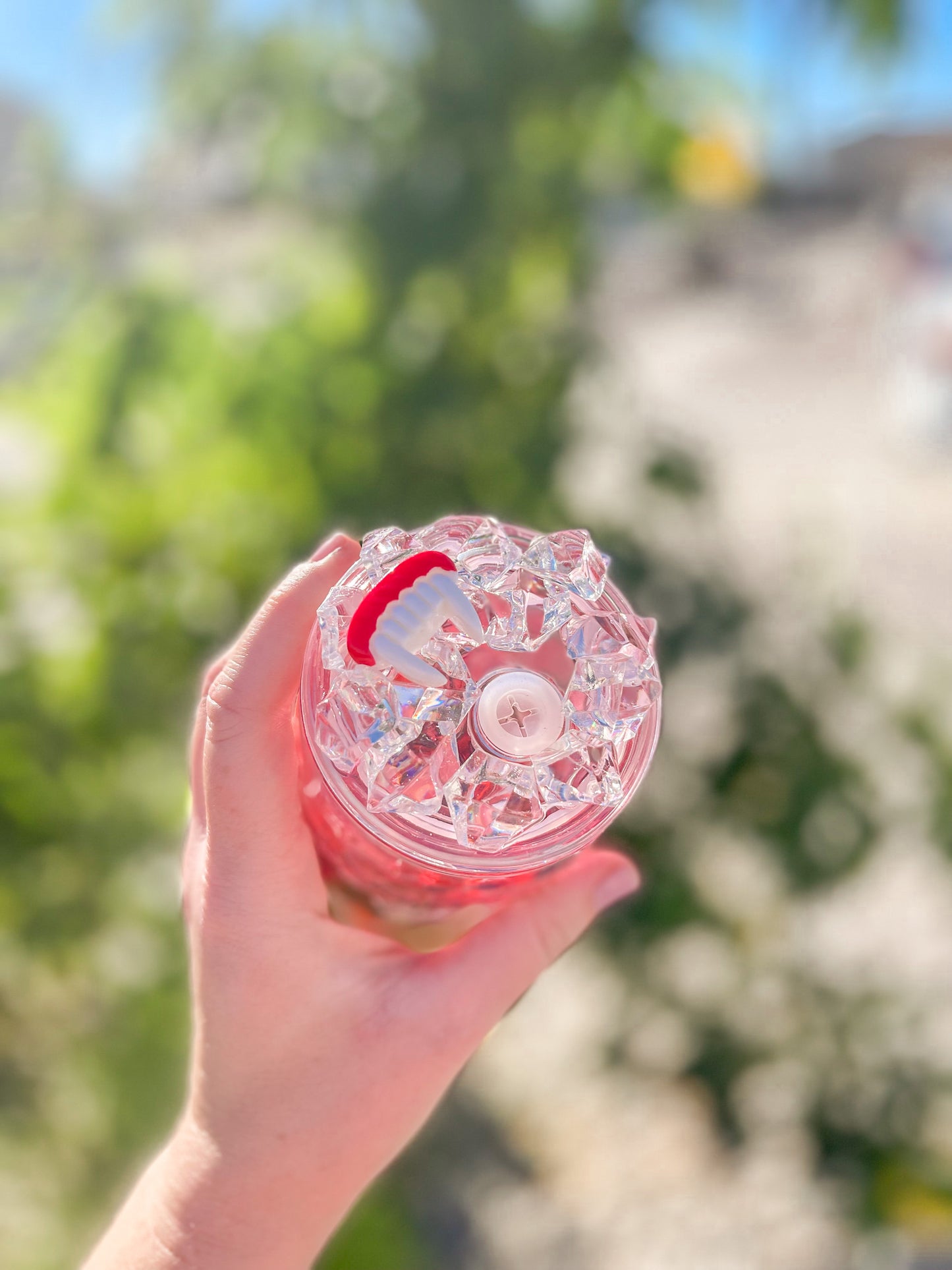 Vampire Diaries snow glove tumbler - plastic